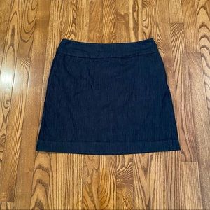 Ann Taylor Loft Dark Blue Chambray Skirt EUC Size 6P